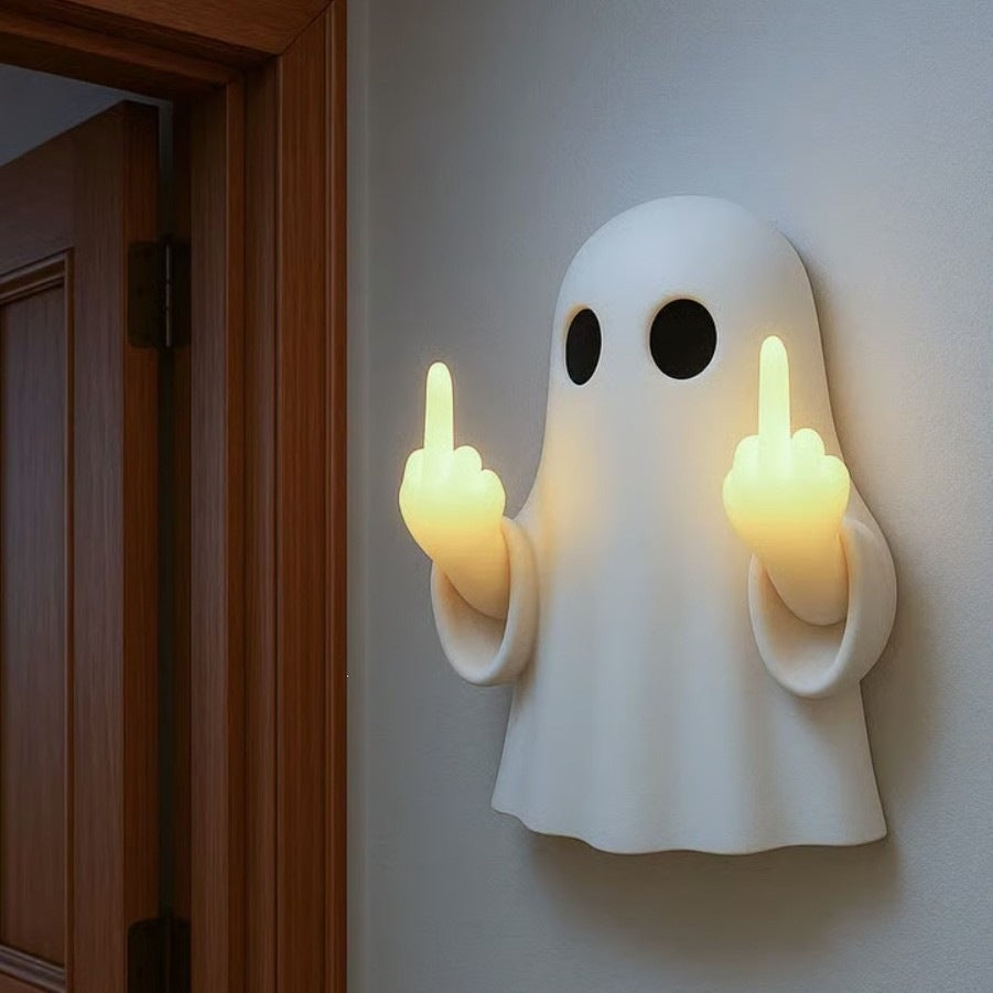 Cheeky Glowing Ghost Lamp detail
